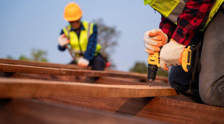 Expert flood damage restoration services in Gladstone, IL